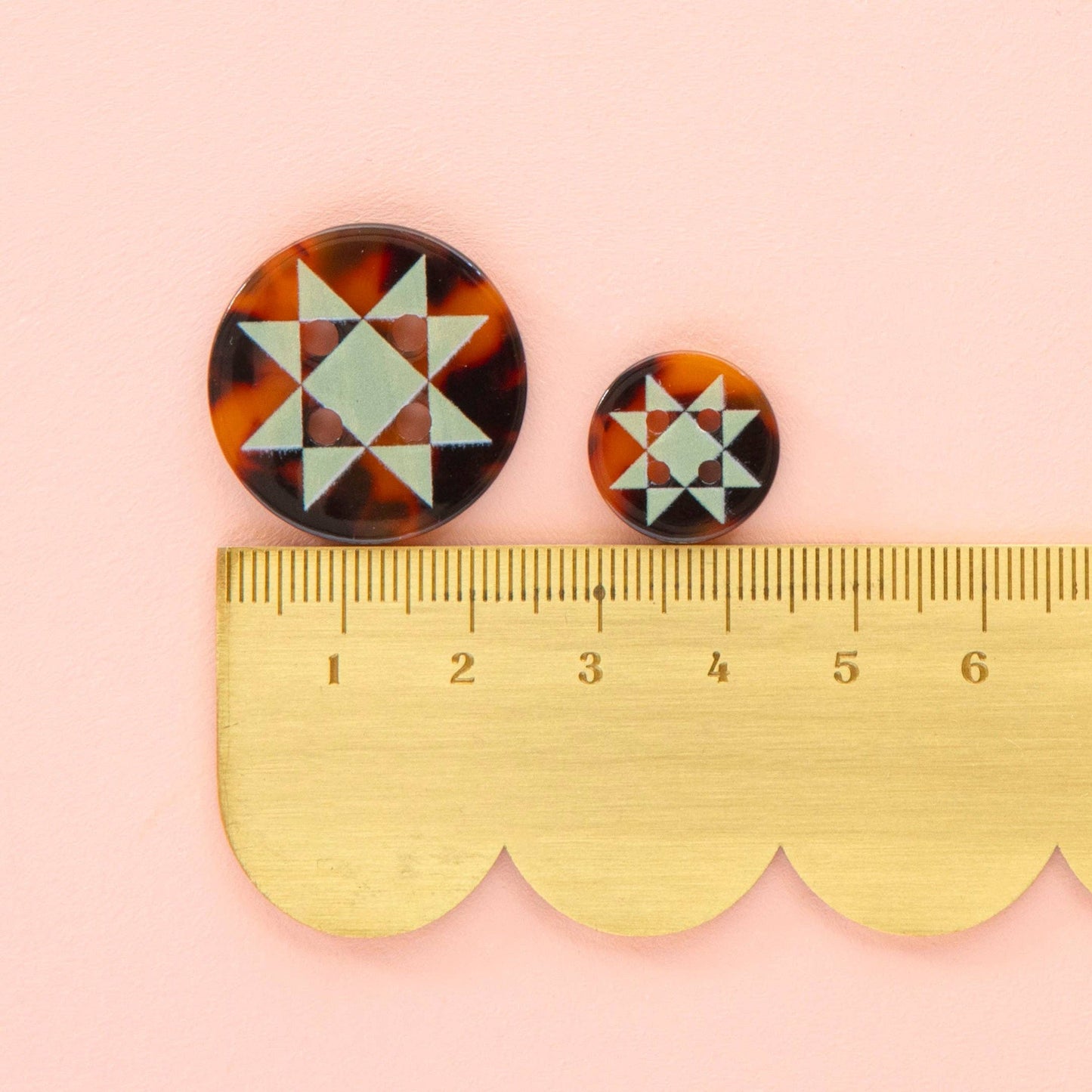 Sarah Hearts - Quilt Star Large 1" Buttons