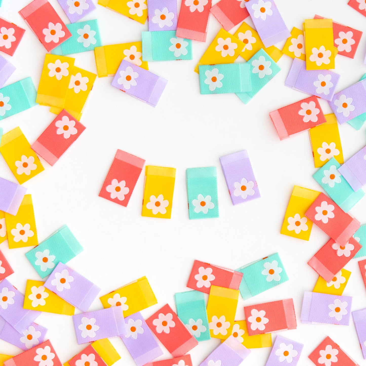 Daisy Tag - Sarah Hearts Sewing Woven Labels