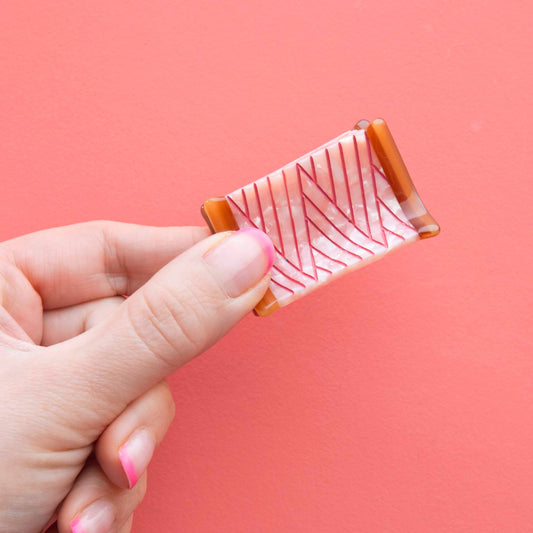 Sarah Hearts - Thread Spool Mini Hair Claw Clip