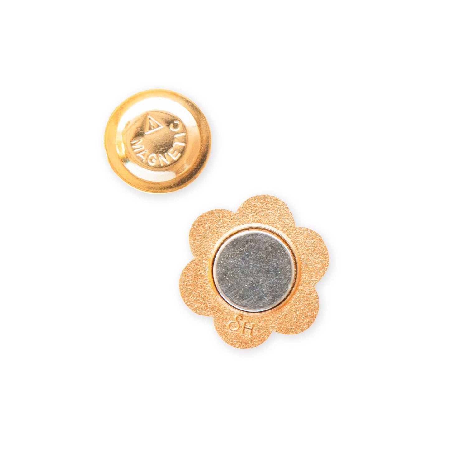 Sarah Hearts - Daisy Button Magnetic Needle Minder