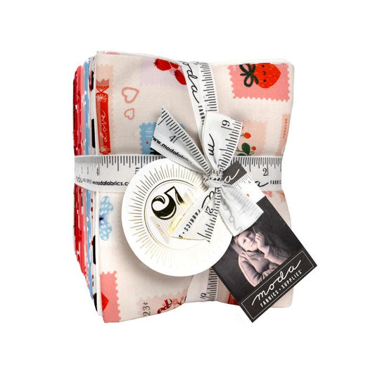 PREORDER Lizzy House Funny Valentine Fat Quarter Bundle