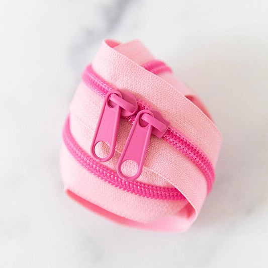 30" Zipper in Bubblegum