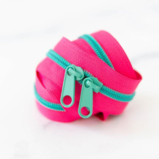 30" Zipper in Strawberry