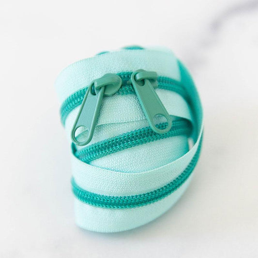 30" Zipper in Spearmint