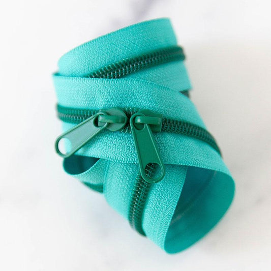 30" Zipper in Turquoise