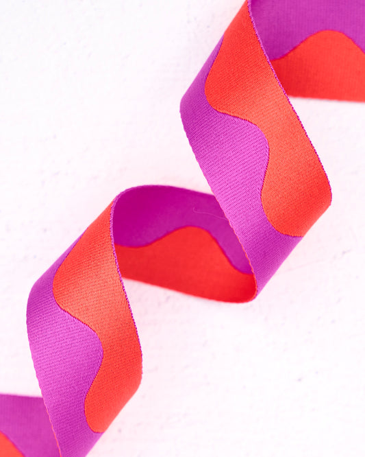 Renaissance Wavy Webbing 1-1/2" Width Grape Slushy