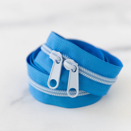 30" Zipper in Clear Sky